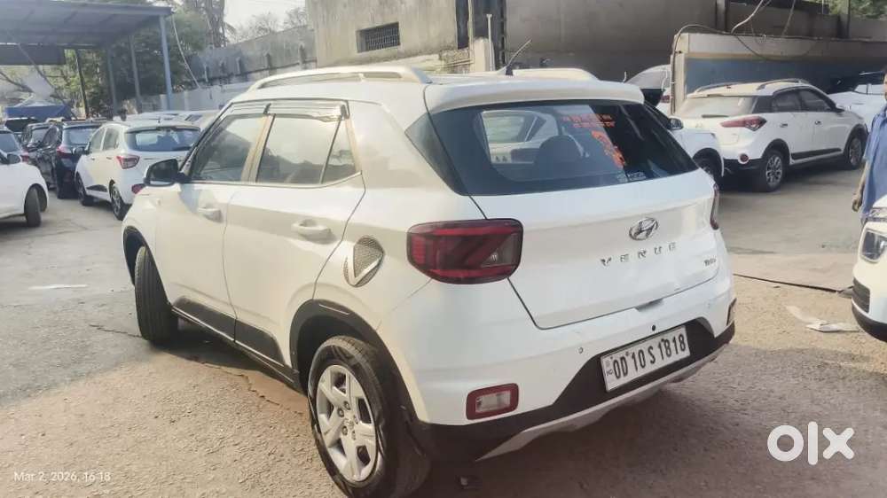 Hyundai New Venue 2020 Petrol 69000 Km Driven