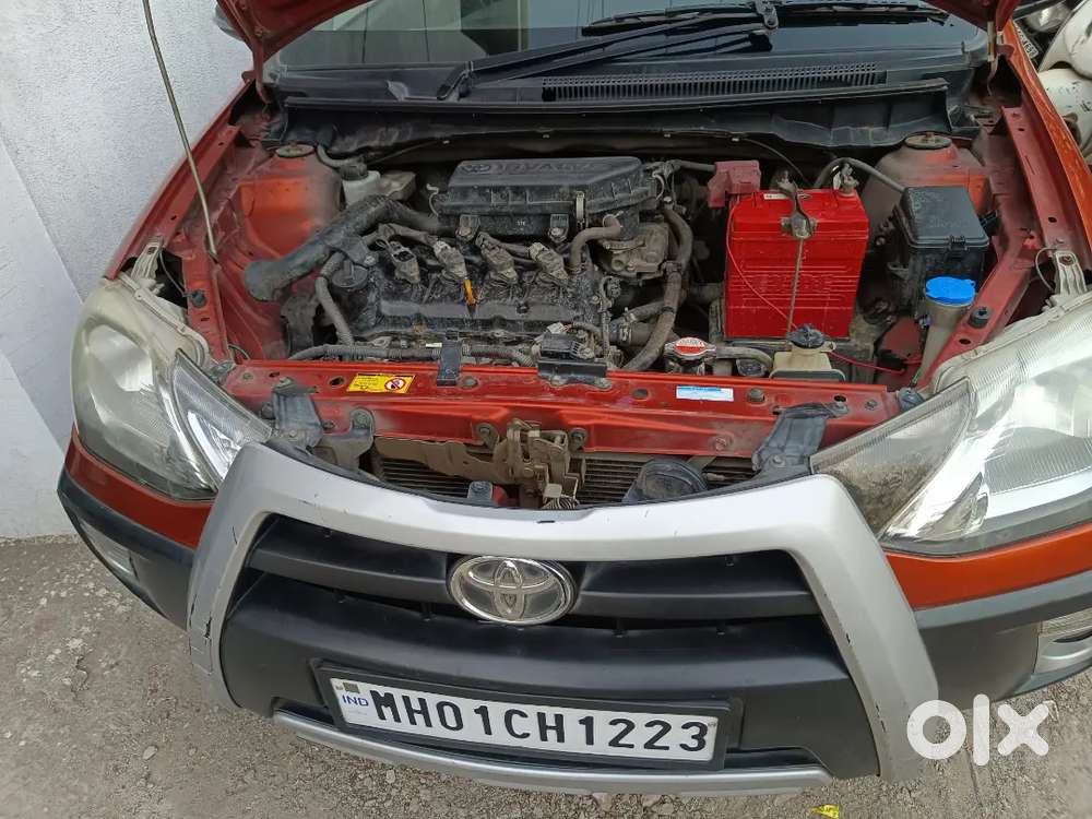 Toyota Etios Cross 2016