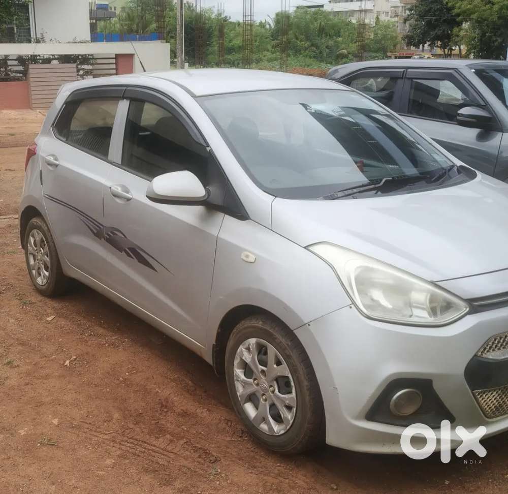 Hyundai Grand I10 Diesel Car.