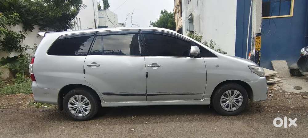 Toyota Innova 2013 Diesel 8-seater Manual