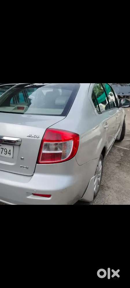 Maruti Suzuki Sx4 2011