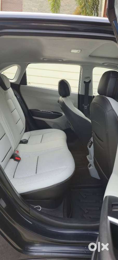 Hyundai New I20 1.2 Asta (o) Mt, 2023, Petrol