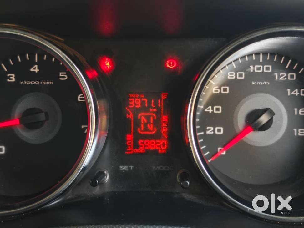 Mahindra Tuv 300 T8, 2016, Diesel