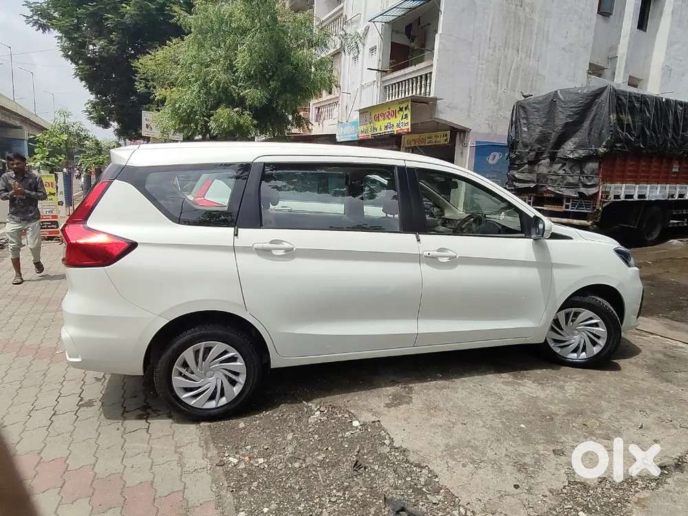 Maruti Suzuki Ertiga Vxi 2024