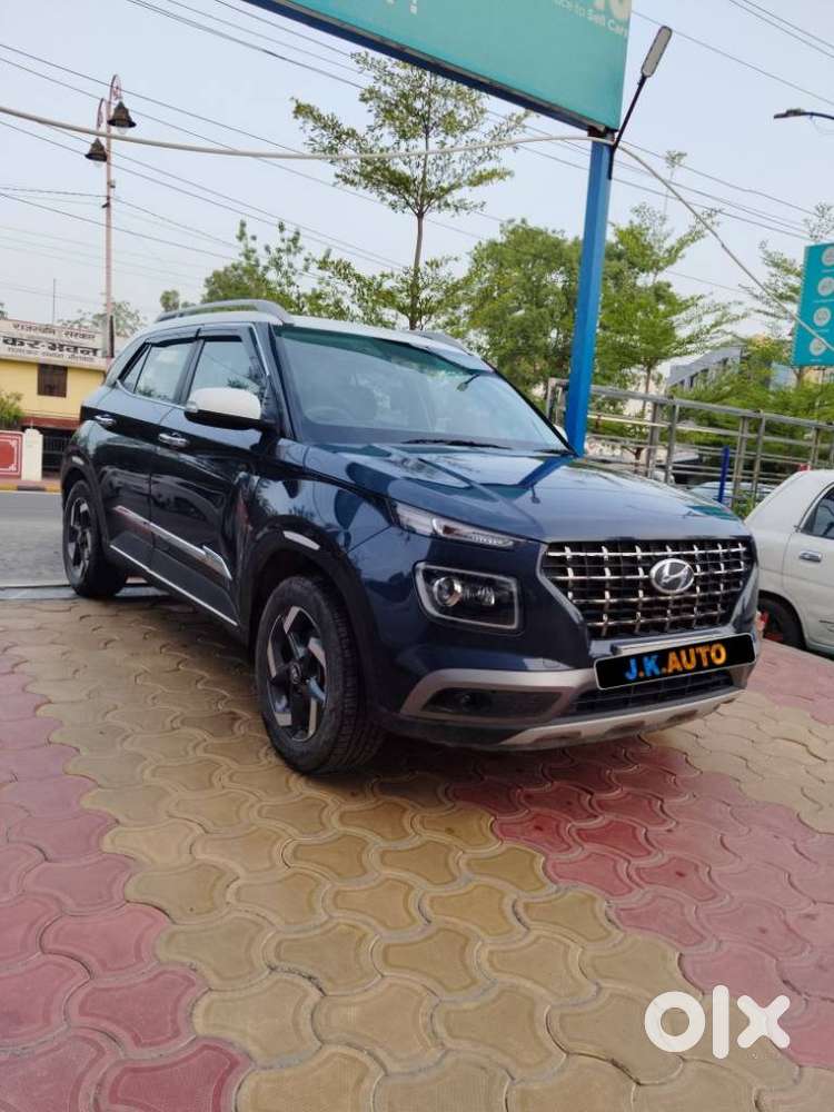Hyundai Venue 1.0 Sx (o) Turbo Dct Dual Tone, 2020, Petrol