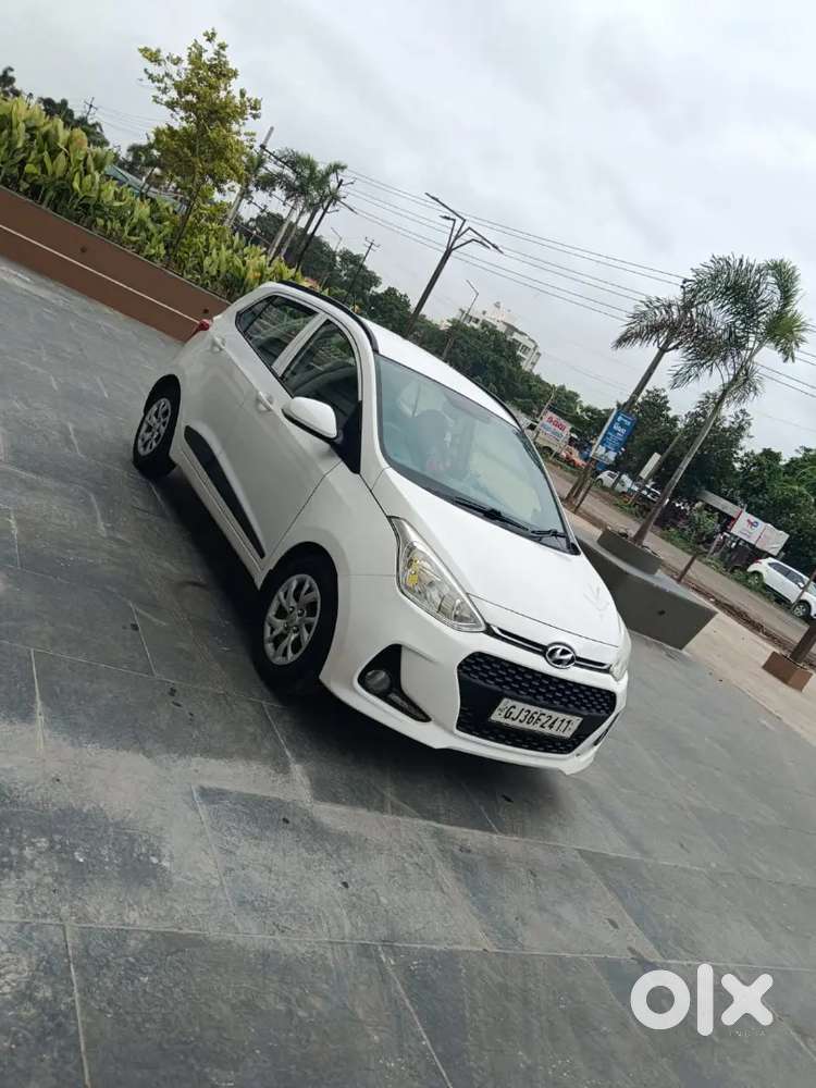 2017 Hyundai I10 Sportz Petrol