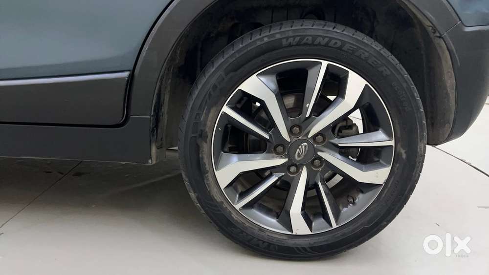Mahindra Xuv300 W8 Option, 2019, Petrol