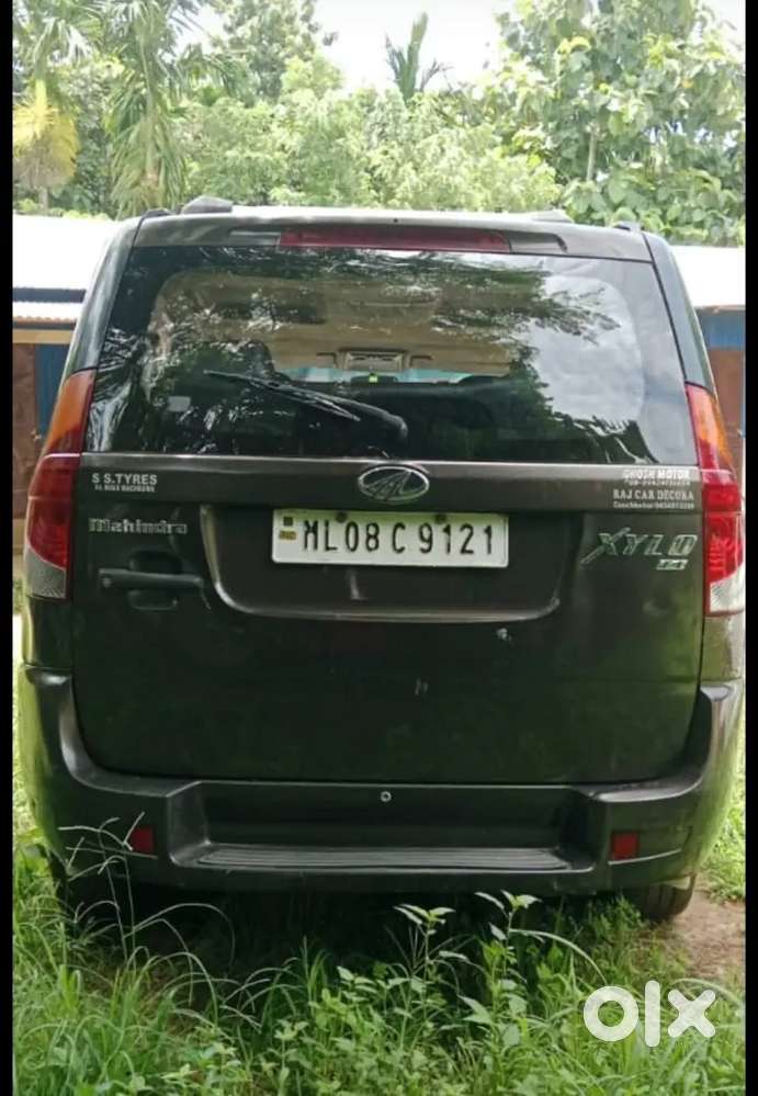 Mahindra Xylo 2013