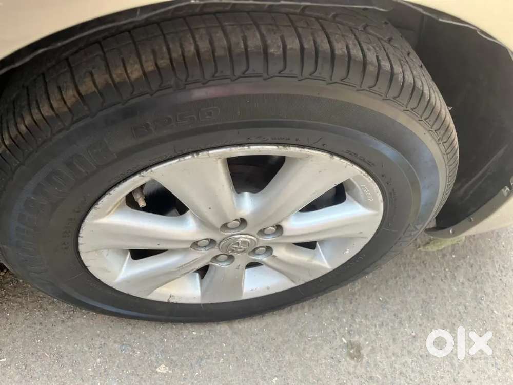 Toyota Corolla Altis 2011