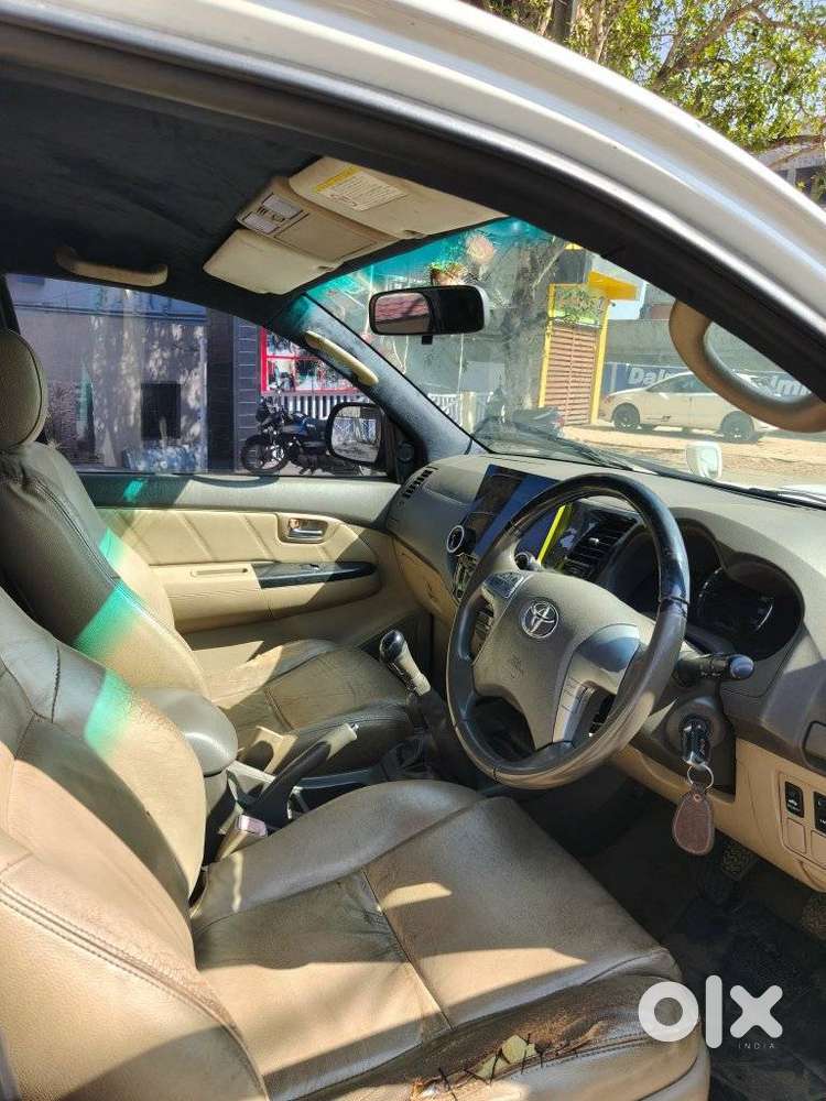 Toyota Fortuner 2011-2016 4x4 Mt, 2014, Diesel