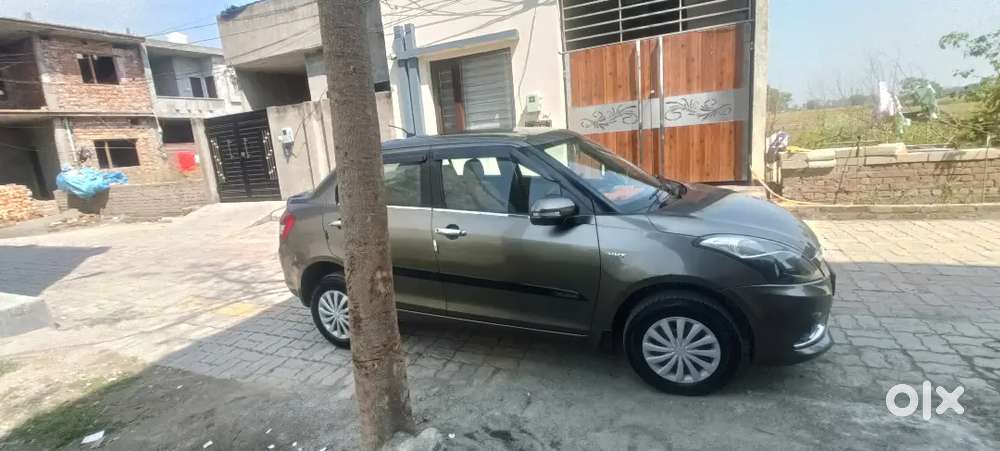 Maruti Suzuki Dzire 2016 Petrol 82000 Km Driven