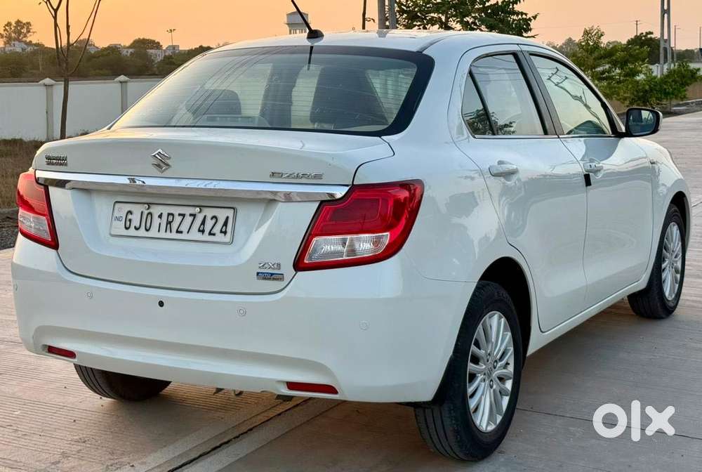 Maruti Suzuki Swift Dzire Amt Zxi, 2017, Petrol