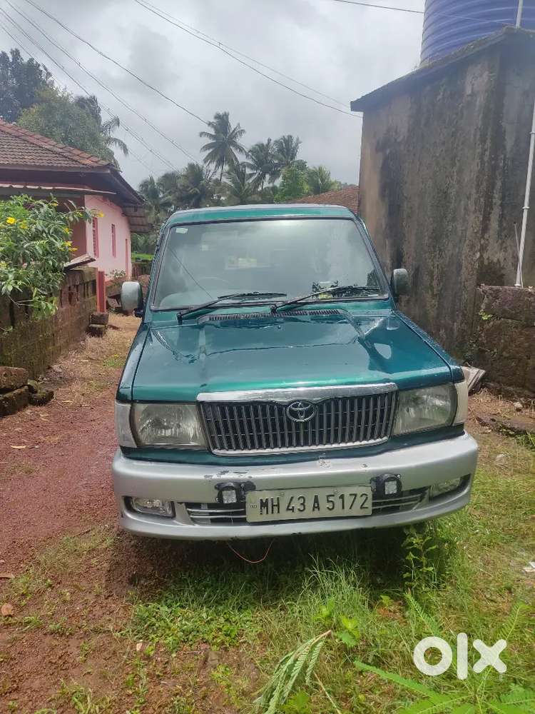 Toyota Qualis 2005 Diesel 156000 Km Driven