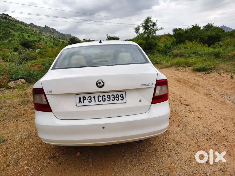Skoda Rapid Elegance 1.6 Tdi Top Model,disel, Family Used Car