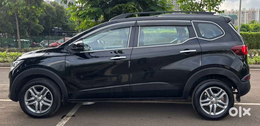 Renault Triber Rxz, 2025, Petrol