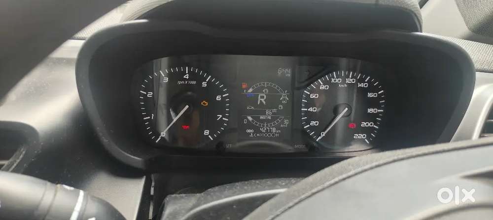 Tata Altroz 1.2 Xe 2021