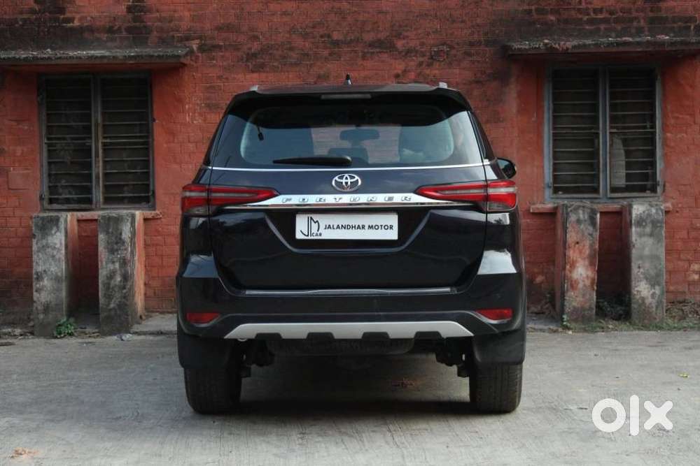 Toyota Fortuner Legender 4x2 At 2.8, 2023, Diesel