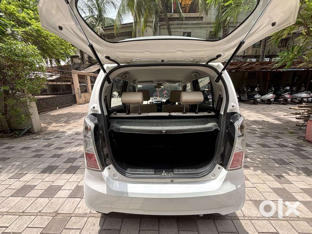 Maruti Suzuki Wagon R Stingray 1.0 Vxi Plus, 2017, Petrol