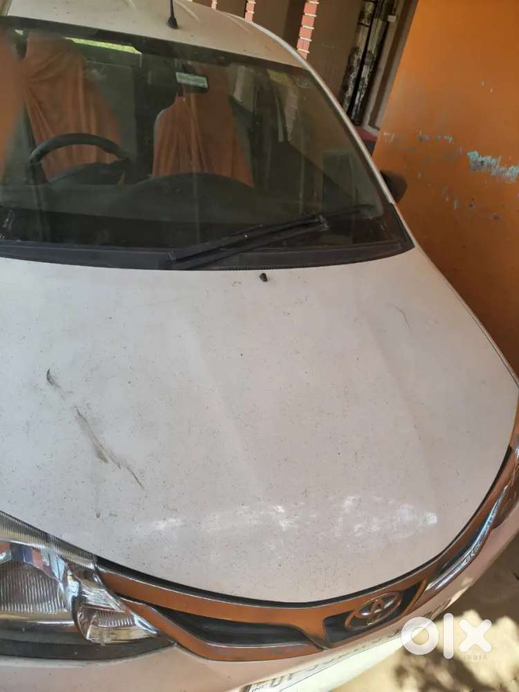 Toyota Etios Liva 2012