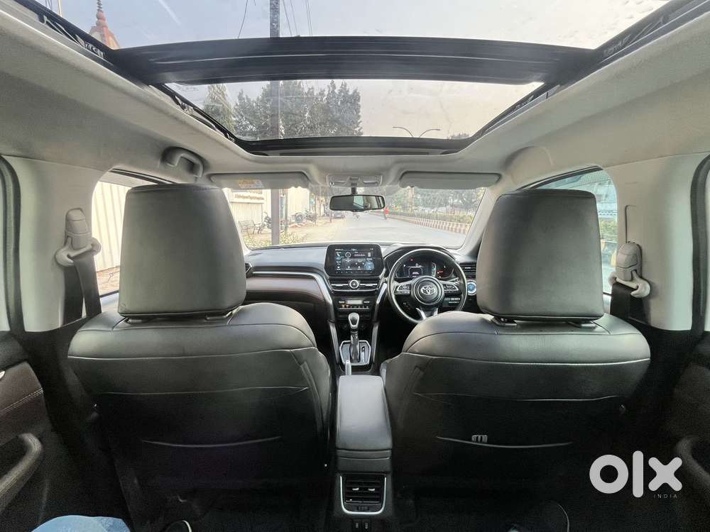 Toyota Urban Cruiser Hyryder 1.5 V Hybrid, 2023, Petrol