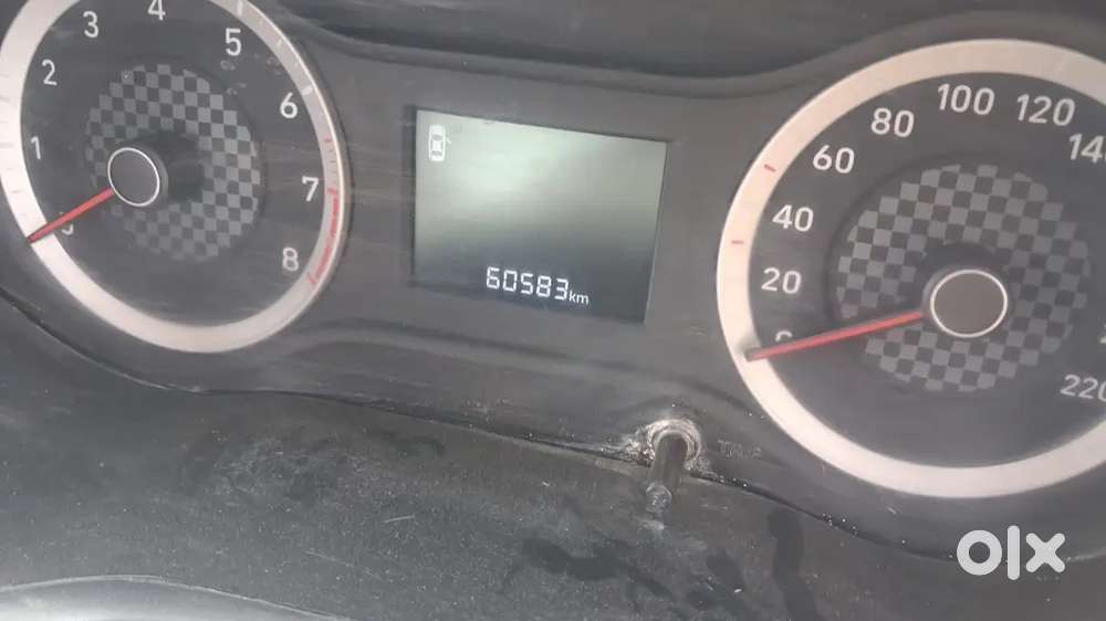 Hyundai Aura Petrol