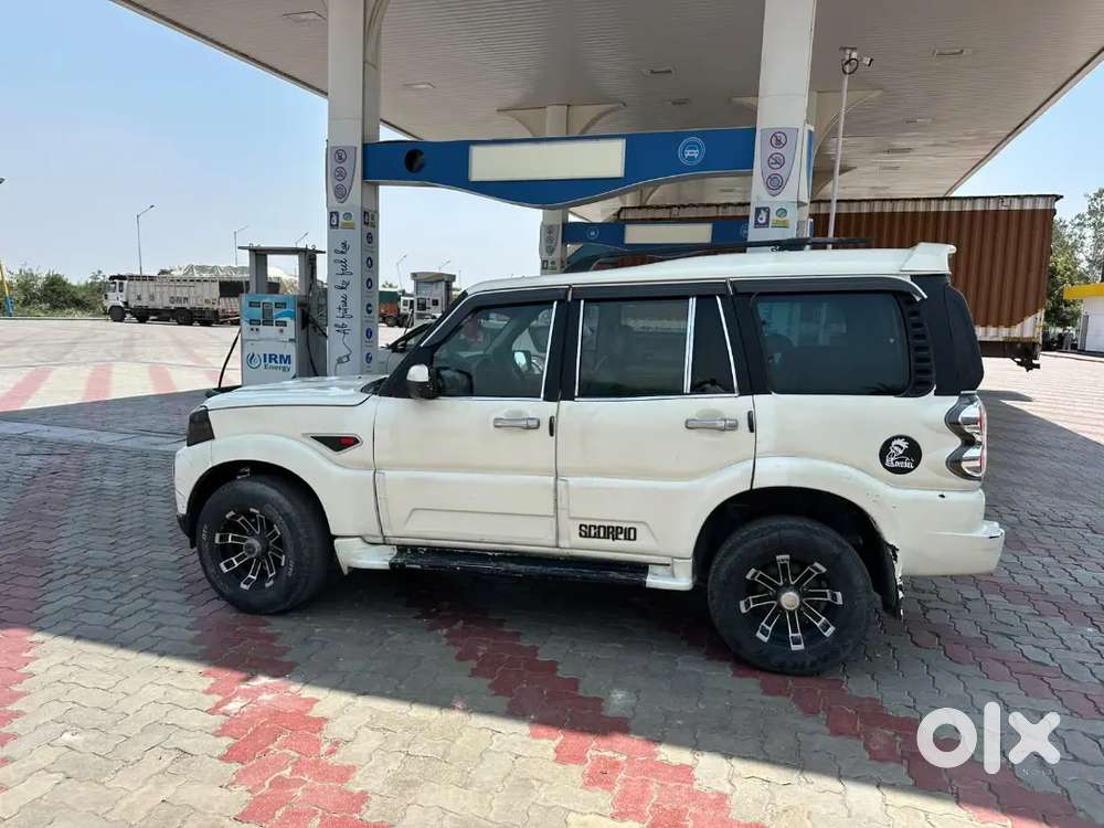 Mahindra Scorpio Getaway 2012 Diesel Manual