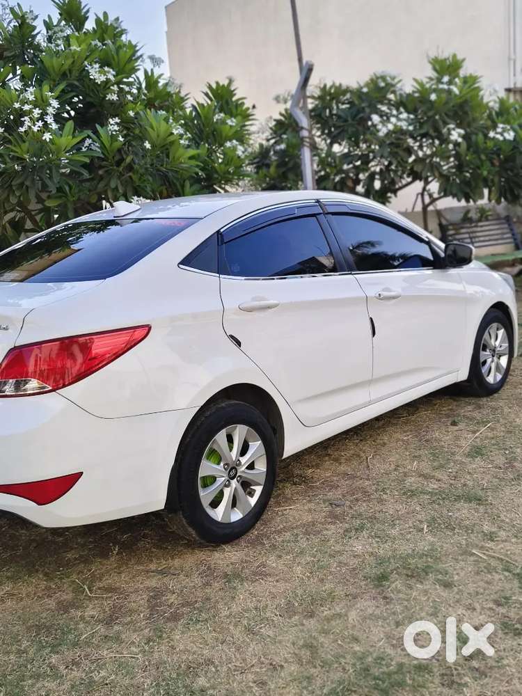 Vip Number Plate Hyundai Verna 2015 Diesel Good Condition