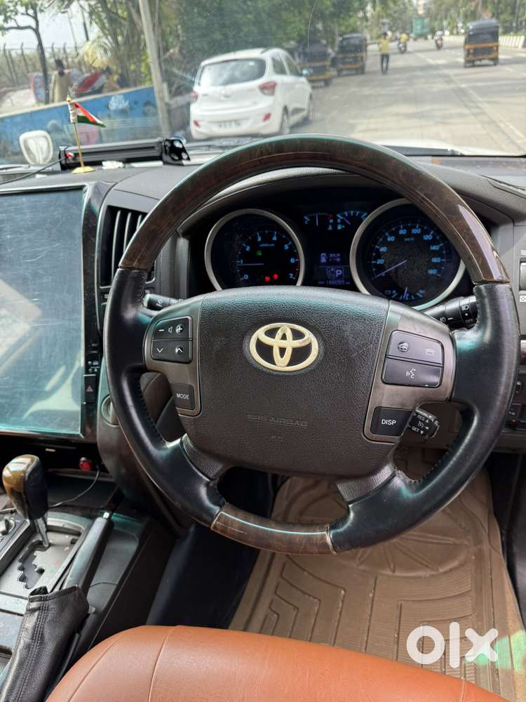 Toyota Land Cruiser V8 Petrol, 2008, Petrol