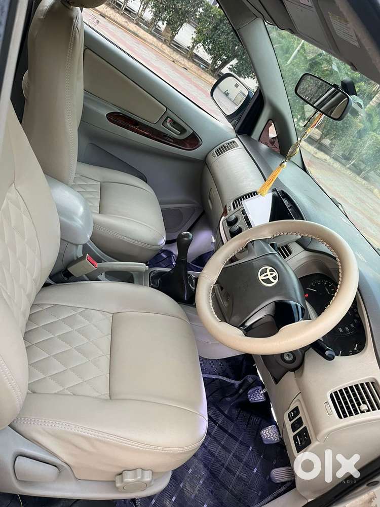 Toyota Innova 2.5 Gx 7 Str Bs-iii, 2012, Diesel
