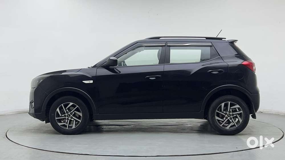 Mahindra Xuv300 W6, 2022, Petrol