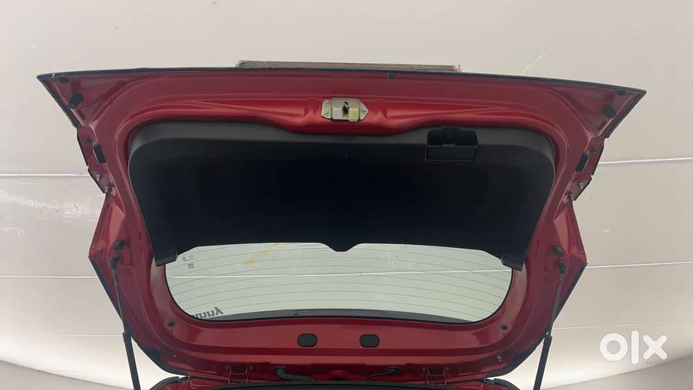 Maruti Suzuki Vitara Brezza 1.5 Zxi Plus At Dual Tone, 2022, Petrol