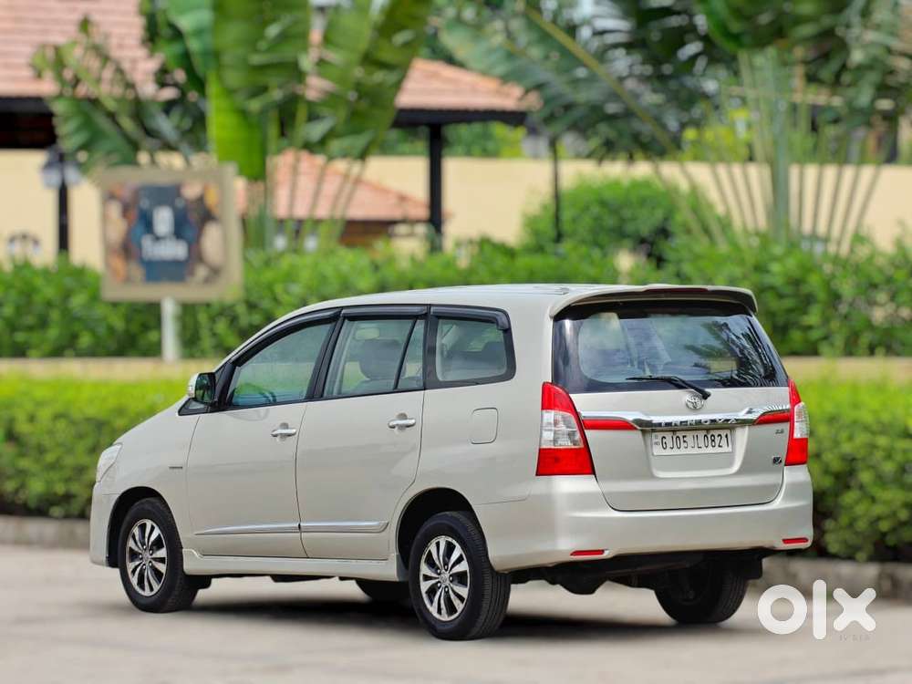Toyota Innova 2.5 G (diesel) 7 Seater Bs Iv, 2015, Diesel