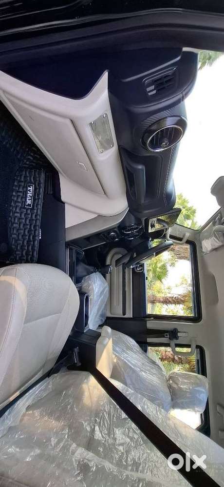 Mahindra Thar Roxx Ax7l Rwd Diesel, 2025, Diesel