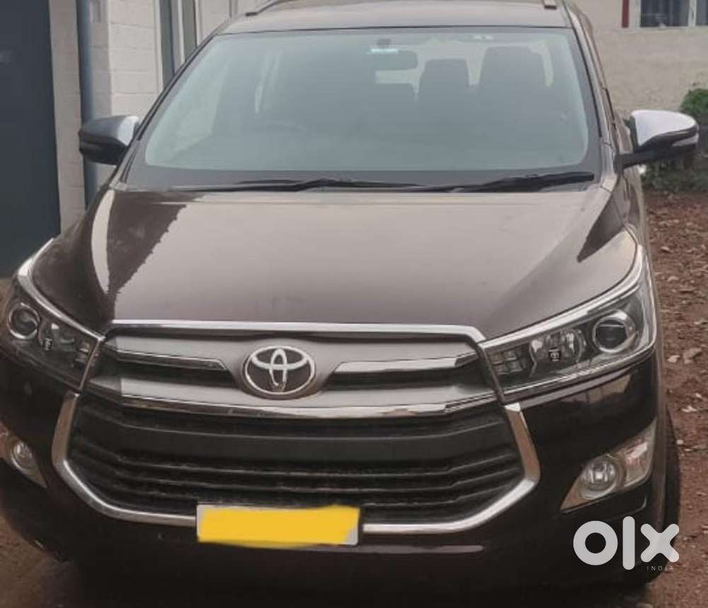 Toyota Innova Crysta 2.4 V 8 Str, 2017, Diesel