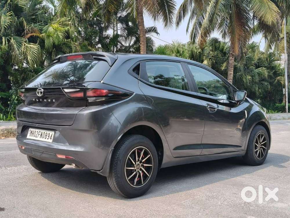 Tata Altroz 1.2 Xe, 2021, Petrol