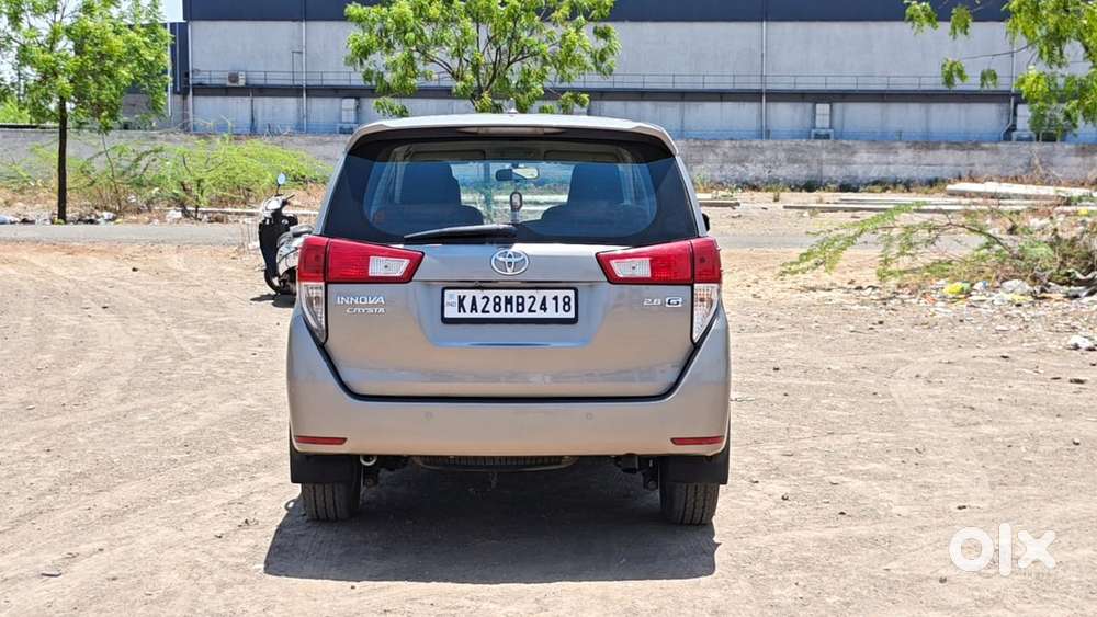 Toyota Innova Crysta 2019