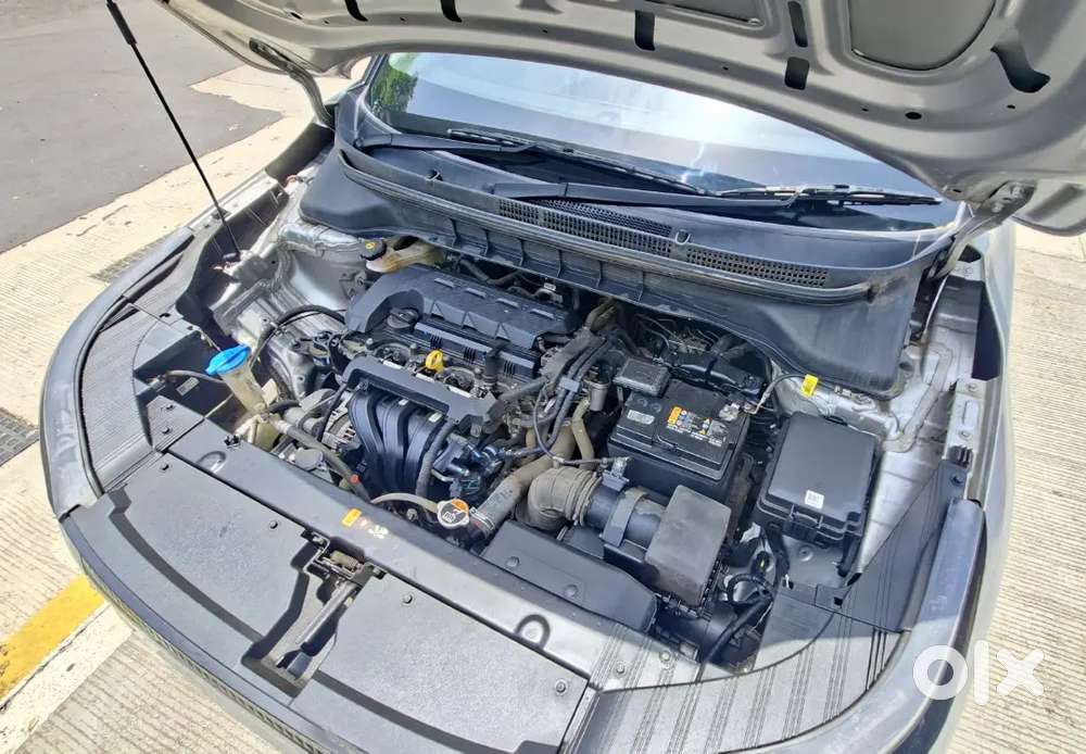 Kia Carens Prestige 2024