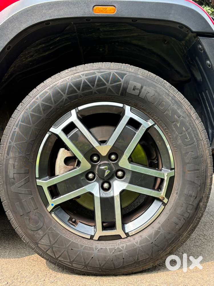 Mahindra Thar Roxx 2025