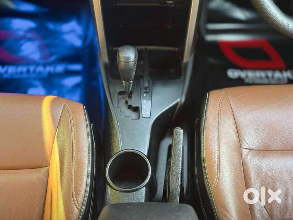 Toyota Innova Crysta 2.8 Gx At, 2018, Diesel