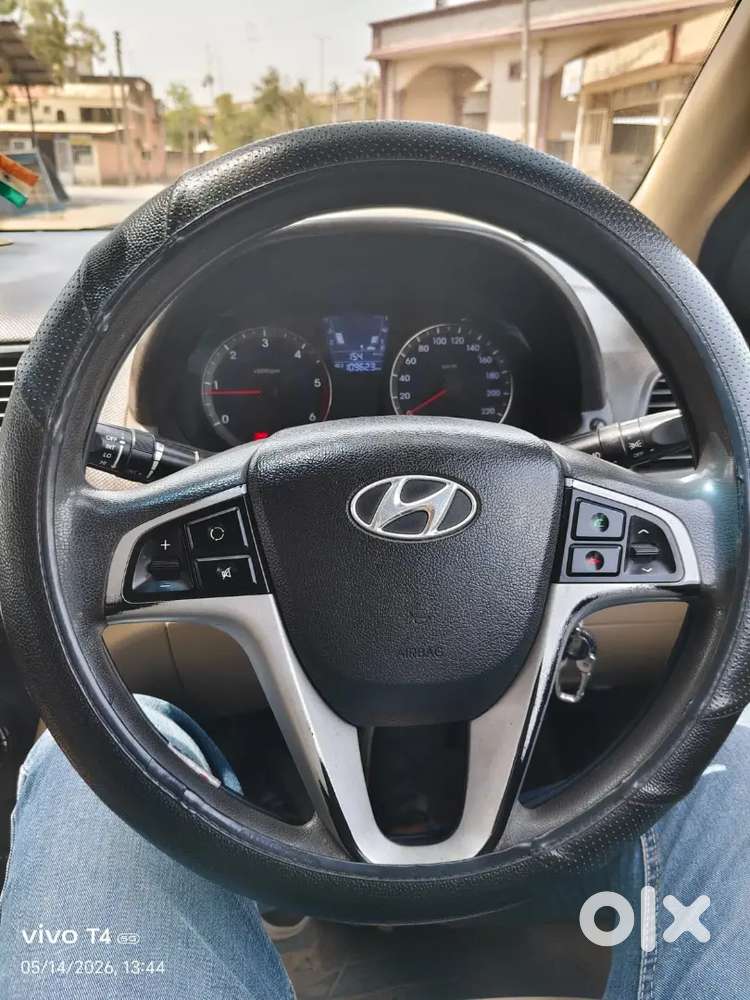 Hyundai Verna 2015 Diesel 110000 Km Driven