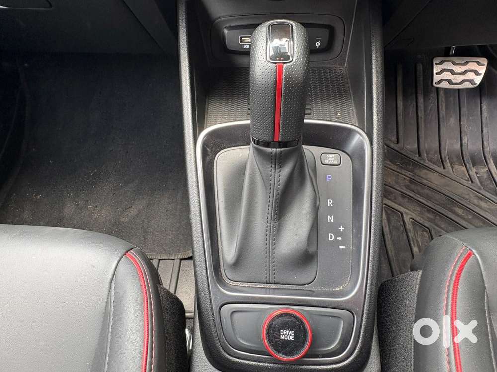 Hyundai Venue 1.0 S (o) Turbo Dct, 2024, Petrol