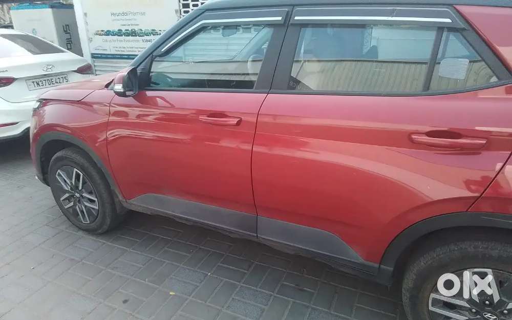 Direct Owner Sale. 1st-owner Hyundai_venue S(o) Turbo Imt.