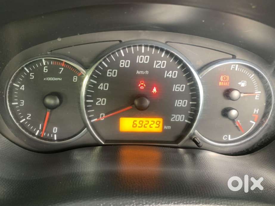 Maruti Suzuki Swift Dzire 1.2 Vxi Bsiv, 2011, Petrol