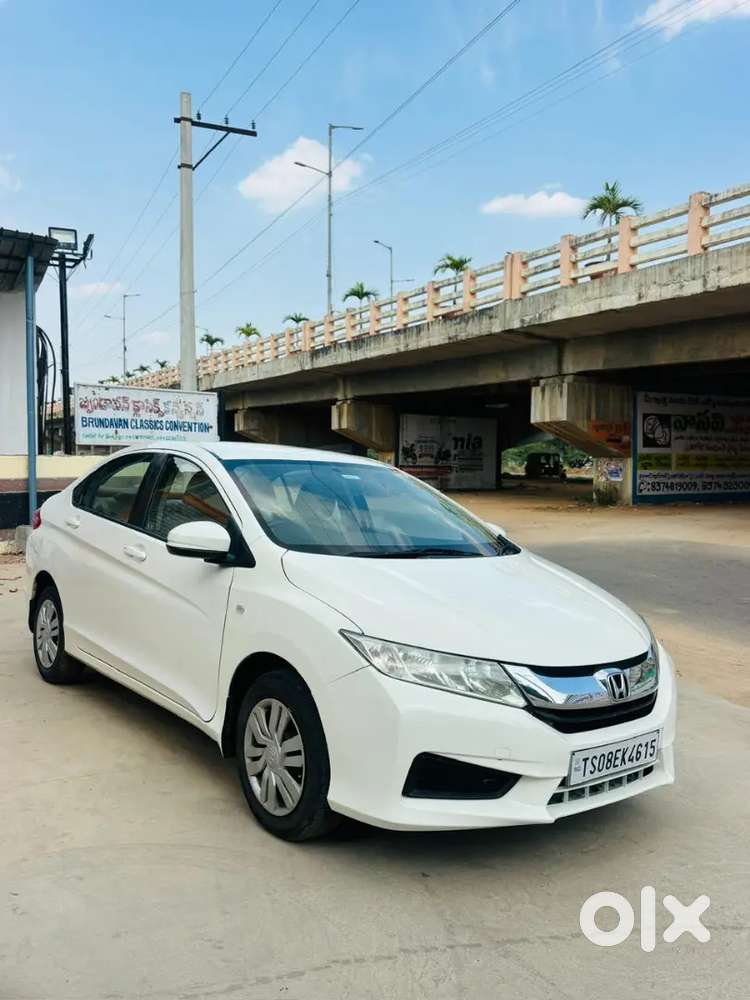 Honda City 2015 1.5 V Mt