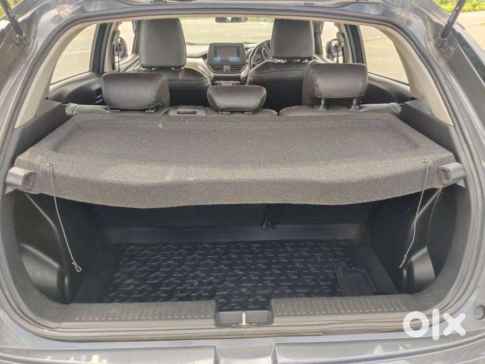 Maruti Suzuki Fronx Delta Plus 1.2l Mt, 2024, Petrol