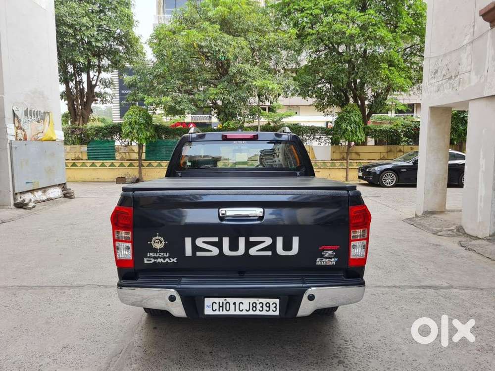 Isuzu Top Model Diesel 4x4 Automatic 2022