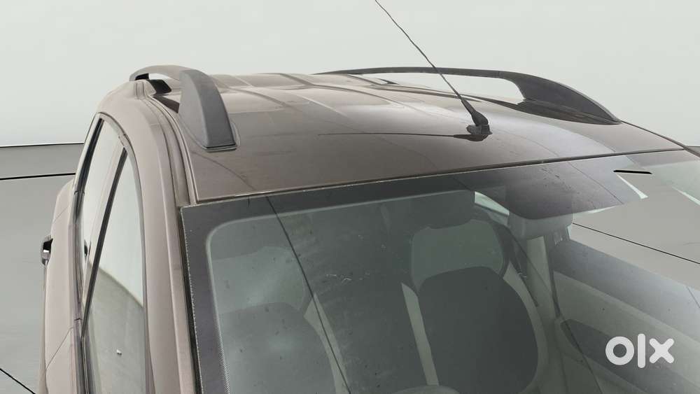 Renault Triber Rxl, 2022, Petrol