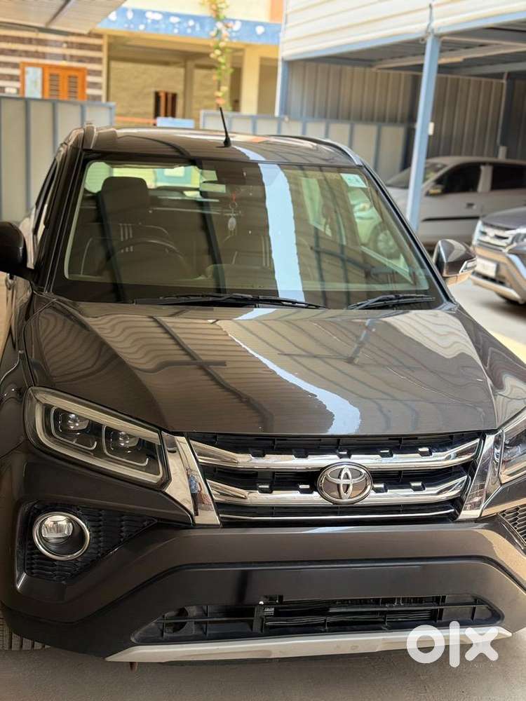 Toyota Urban Cruiser 2021 Petrol Well Maintained