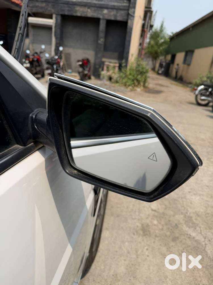 Hyundai Car Petrol 2023