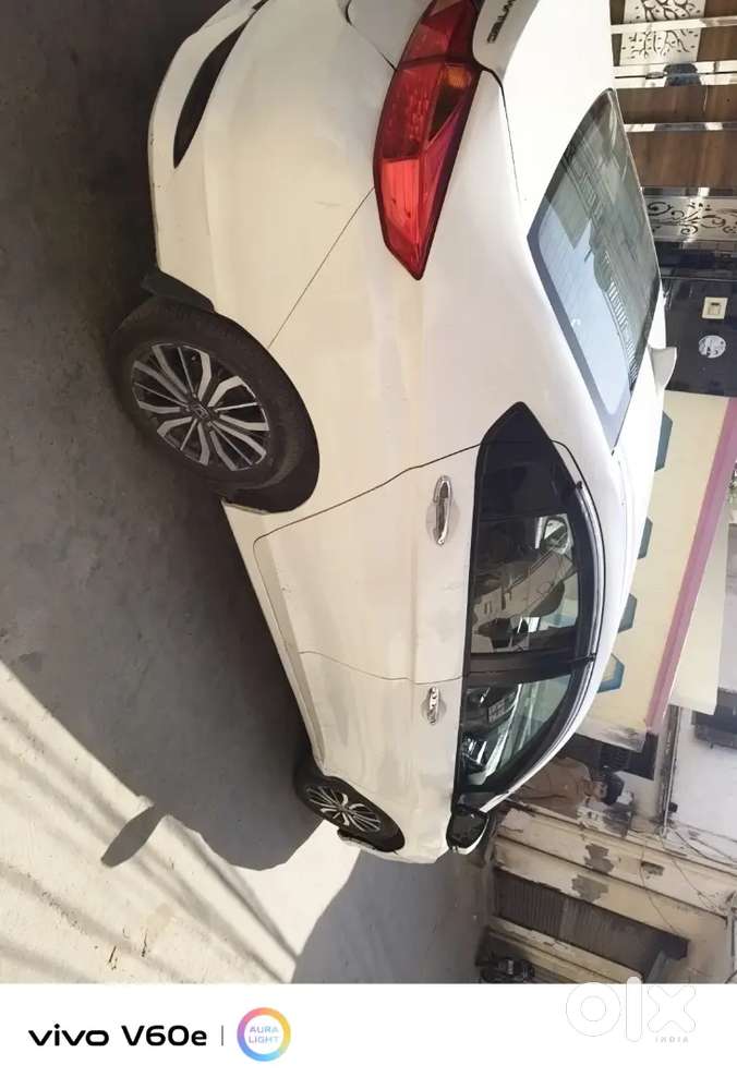 Honda City V At 2017 Sunroof New Tyre